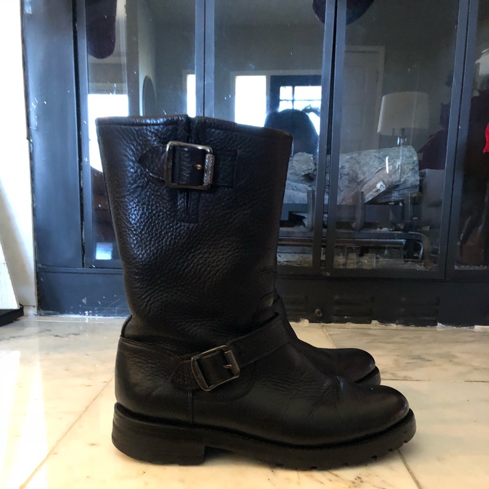 Frye Natalie Mid Engineer with Shearling lining